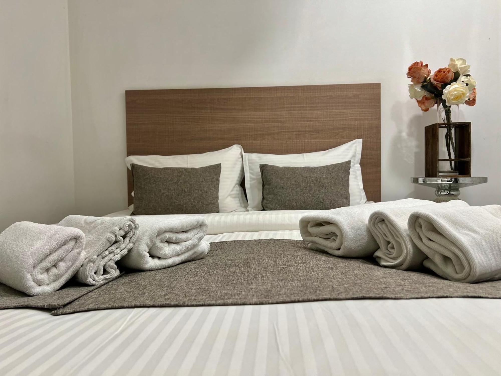 Yvn Tumanyan Apart-Hotel Erévan Extérieur photo
