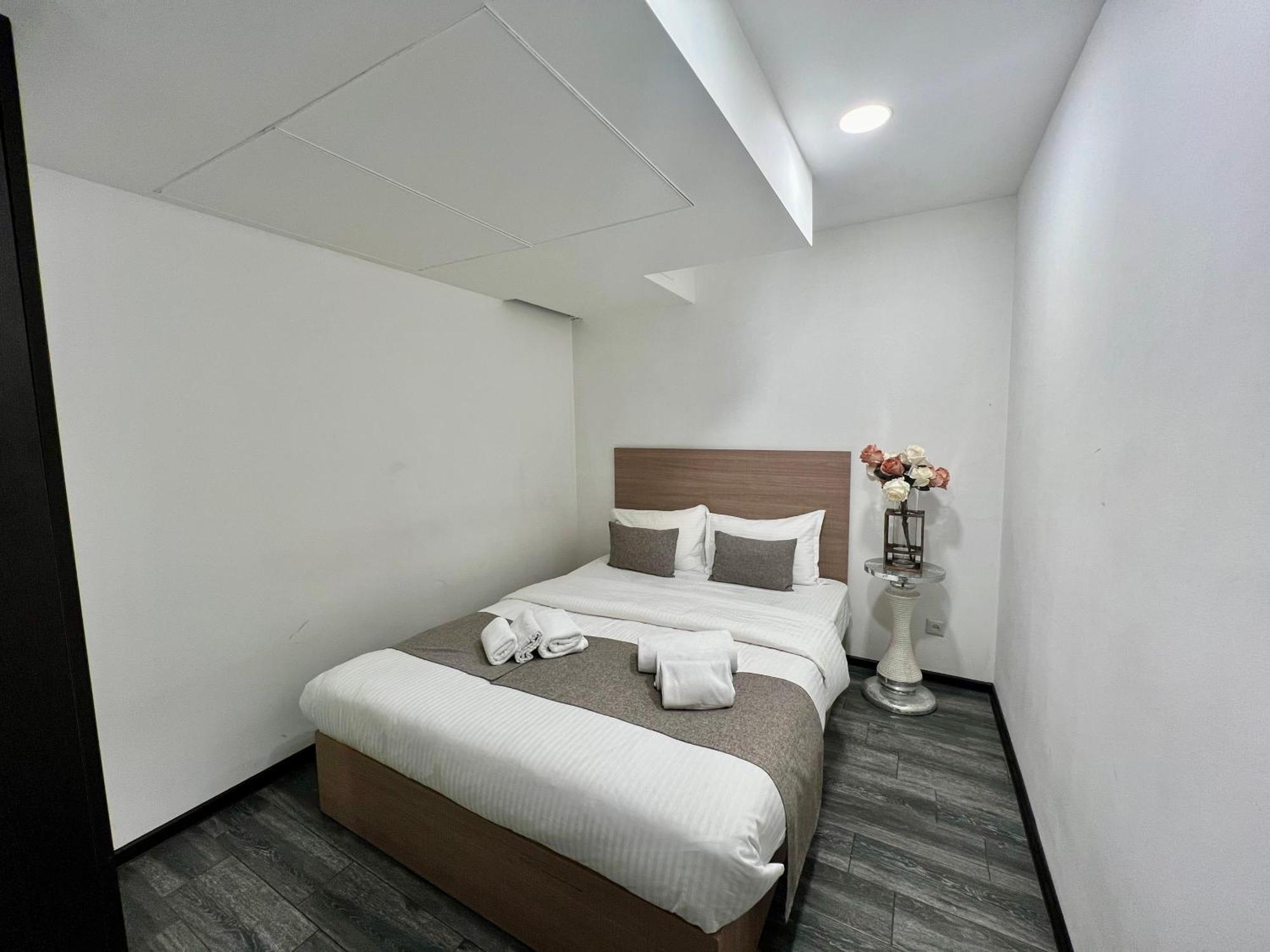 Yvn Tumanyan Apart-Hotel Erévan Extérieur photo